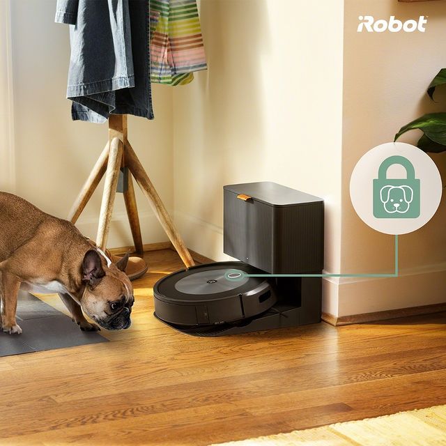 Evde gezinen meraklı dostlarımız ve evimizin keşfetmeyi seven küçük üyeleri için Roomba i/s/j serisi robotlarda çocuk ve evcil hayvan kilidi, iRobot Home uygulaması aracılığıyla aktif ediliyor, tüm tuşlar kilitleniyor ve içiniz rahat ediyor. 

#iRobot #Roomba #AkıllıRobotSüpürge #Roombaj7 #Roombaj7+ #Roombai7 #Roombai7+ #Roombai3 #Roombai3+ #Roombas9+ #evcilhayvankilidi #çocukkilidi #zamansizin